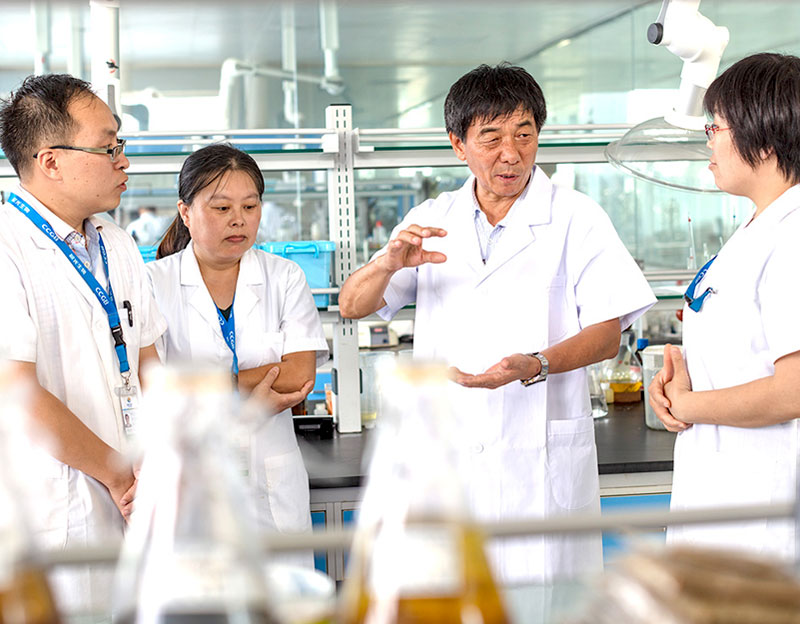 【经济日报】企业家风采丨“五金铺”走出的行业翘楚——记晨光生物科技集团董事长卢庆国